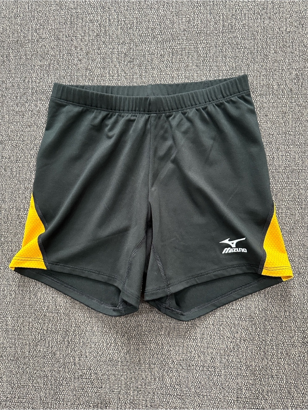 Mizuno Women’s Shorts - Size Small